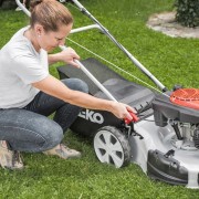 Tosaerba-benzina-AL-KO-Easy-5.10-SP-S regolazione altezza taglio 113796