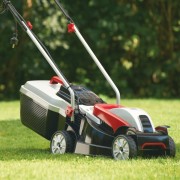 Tosaerba-elettrico-AL-KO-Classic-3.22-SE-112805-ambientata