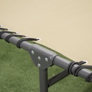 Lettino-sdraio-pieghevole-beige-dettaglio