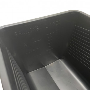 Secchio per idropittture con porta pennello 2