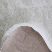 Tappeto Fur White in pelliccia sintetica Sobel