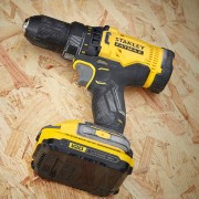 Trapano avvitatore V20 Stanley Fatmax 18V kit SFMCD700C2K