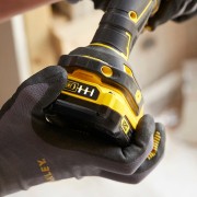 Trapano avvitatore V20 Stanley Fatmax 18V kit SFMCD700C2K livello batteria