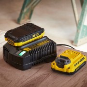 Caricabatterie V20 Li-Ion 18V 4A Stanley SFMCB14