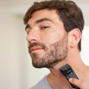 Regola barba MG3710/85 Multigroom series 3000 6 in 1 Rifinitore all-in-one Philips