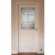 Pellicola adesiva per vetro Minster 45cmx2m trasparente ambientata