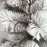 Albero di Natale innevato Des Alpes 240 cm Flora dettaglio rami
