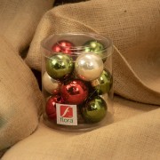 Palline di Natale in vetro multicolor Ø 4 cm da 12 pezzi ambientata