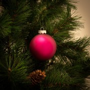 Pallina di Natale in vetro fuxia satinato Ø 8 cm