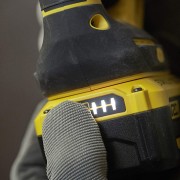 Tassellatore Brushless SDS Plus 18V Fatmax V20 4 Ah Stanley SFMCH900M22-QW indicatore carica batteria