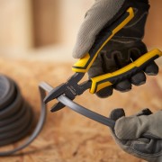 Pinze universali Control Grip 200 mm Stanley STHT0-74367