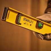 Livella in alluminio con profilo ad I 120 cm Stanley 0-42-076