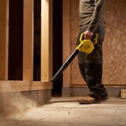 Soffiatore a batteria 18V Stanley FatMax V20 SFMCBL01B-XJ