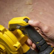 Soffiatore a batteria 18V Stanley FatMax V20 SFMCBL01B-XJ potenza regolabile