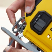 Seghetto alternativo a batteria 18V Stanley Fatmax V20 SFMCS600B-XJ