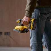 Levigatrice orbitale a delta per dettagli 18V Stanley Fatmax 20V SFMCW221B-XJ