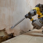 Tassellatore a batteria Brushless SDS Plus 18V Stanley Fatmax V20 SFMCH900B-XJ