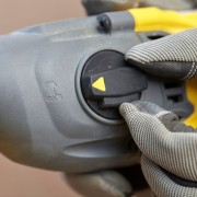 Tassellatore a batteria Brushless SDS Plus 18V Stanley Fatmax V20 SFMCH900B-XJ