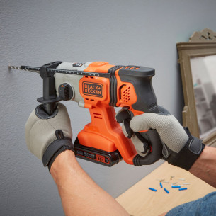 Tassellatore SDS Plus a batteria 18V PowerConnect Black + Decker BCD900B-XJ 2