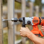 Tassellatore SDS Plus a batteria 18V PowerConnect Black + Decker BCD900B-XJ