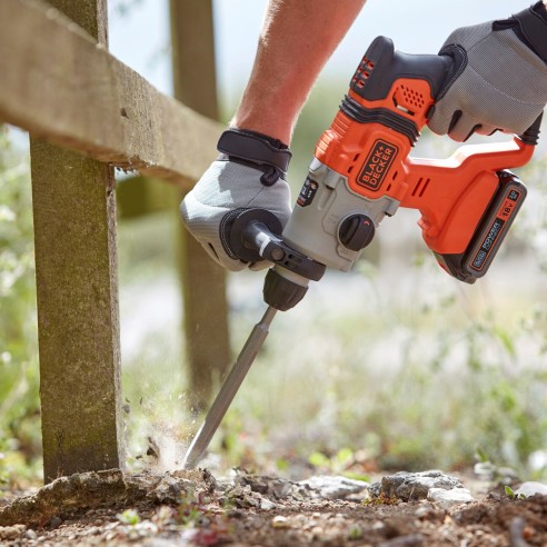 Tassellatore SDS Plus a batteria 18V PowerConnect Black + Decker BCD900B-XJ