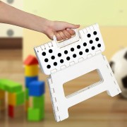 Sgabello pieghevole multiuso bianco