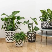 Duet portavaso da interno con inserto per piante e fiori Lamela