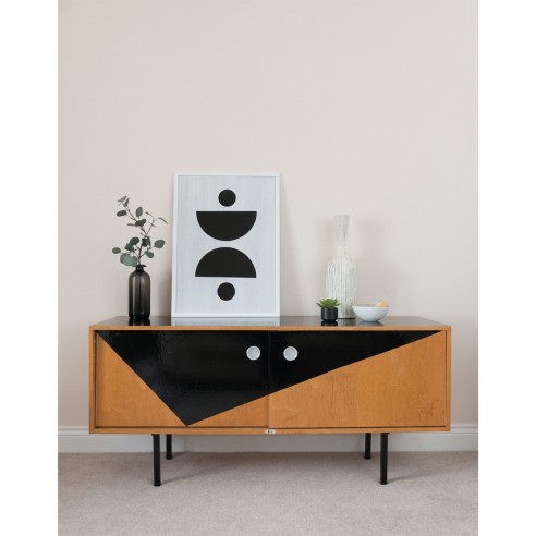 Pellicola adesiva per mobili in vinile nero lucido d-c-fix ambientato