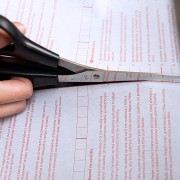 Pellicola adesiva per mobili blu navy D-c-fix applicazione