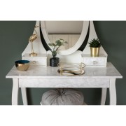 Pellicola adesiva per mobili marmo Cortes oro D-c-fix ambientato