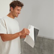 Pannelli adesivi per pareti Solid Concrete 30,5x30,5cm Wall Tiles d-c-fix applicazione