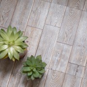 Piastrelle adesive per pavimenti Rustik Oak Floor Tiles d-c-fix  ambientate