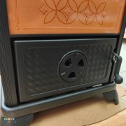 Stufa a legna Decor C con forno Cuoio EK63 cassetto ceneri porta