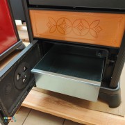 Stufa a legna Decor C con forno Cuoio EK63cassetto ceneri