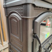 Stufa a legna in ghisa Isotta Forno La Nordica laterale inf