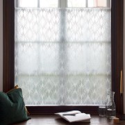 Pellicola elettrostatica per vetri Charis 45cmx1,5m D-c-fix ambientata