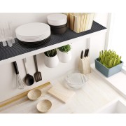 Tappetino antiscivolo 30x150 cm nero D-c-fix ambientata