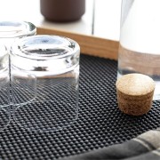 Tappetino antiscivolo 30x150 cm nero D-c-fix ambientata