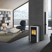 Stufa a pellet ceramica bianco panna Idro Spot100 H 10,1 kW EK 63