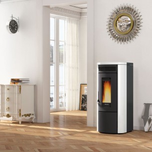 Stufa a pellet ermetica ventilata bordeaux Costanza Idro 17 kW LaNordica Extraflame 2