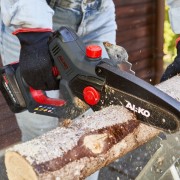 Mini motosega 18V Al-Ko CSM 1815 con batteria e caricatore