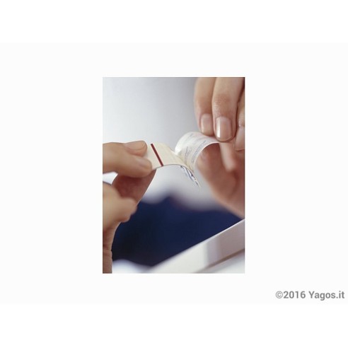 striscia-biadesiva-removibile-tesa-powerstrips-large-58060